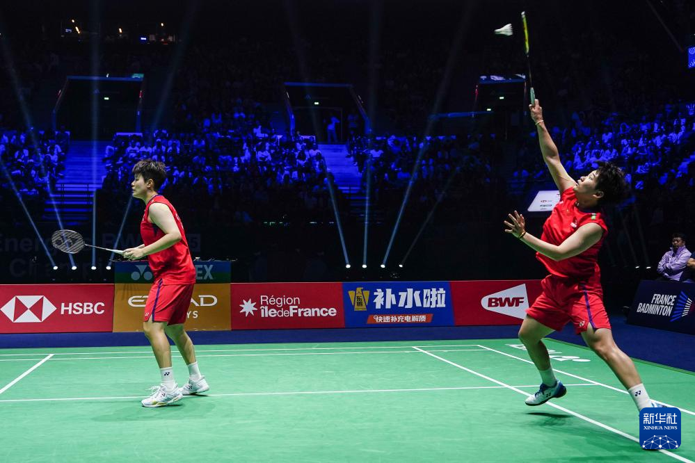 观众的掌声 观众的掌声