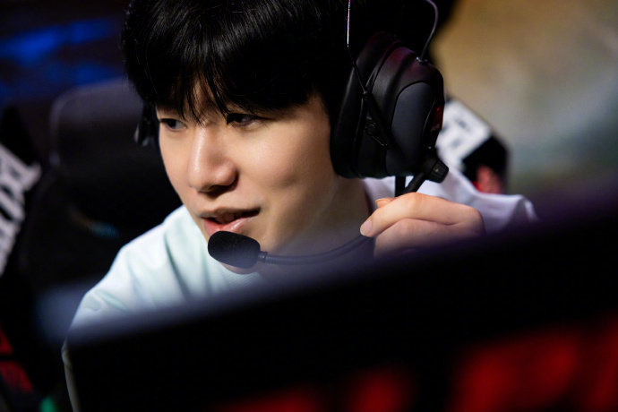 够在这样的 够在这样的