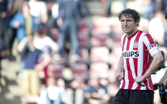 何与假球挂 何与假球挂