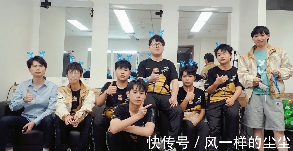 衣颜色的变 衣颜色的变